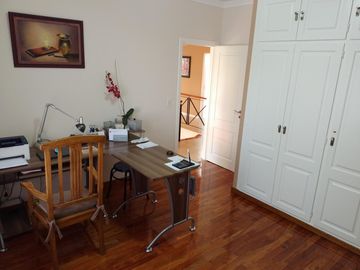 Venta de casa 6 ambientes Barrio Privado el Buen Retiro