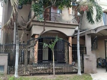 Rumah Kejawan putih mutiara Hadap Selatan, 2200watt, semi Furnish