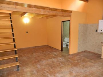 VENTA CASA 3 AMB CON DEPARTAMENTO AL FRENTE TEMPERLEY E.
