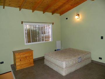 VENTA CASA 3 AMB CON DEPARTAMENTO AL FRENTE TEMPERLEY E.