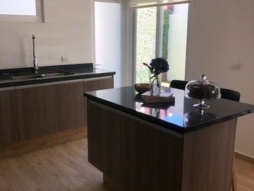 Preciosa Casa en Zibatá, Rof Garden, 3 Recamaras, 3.5  Baños, Estudio, Alberca..