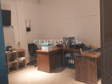 Ruko Hook Lokasi Strategis Di Kayu Putih S7289