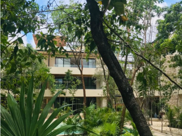 Departamento con alberca privada lock off, en Aldea Zama venta.