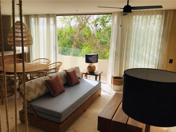 Departamento con alberca privada lock off, en Aldea Zama venta.
