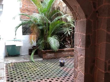 CASA A LA VENTA EN UNA DE LAS MEJORES ZONAS DE JIUTEPEC