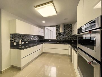 apartamento en venta en aguacatal. Cod V1290