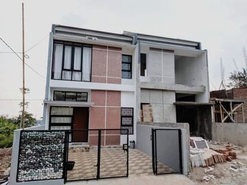 TERMURAH RUMAH DEKAT JALAN RAYA DEKAT BORMA CINUNUK