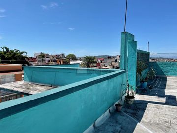 Venta de propiedad con uso de suelo mixto en centro de Xalapa, Veracruz