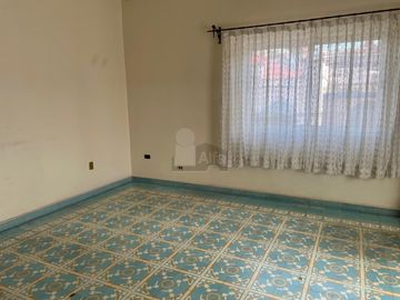 Venta de propiedad con uso de suelo mixto en centro de Xalapa, Veracruz