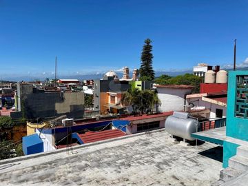 Venta de propiedad con uso de suelo mixto en centro de Xalapa, Veracruz