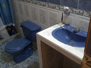 casa en venta en popular. Cod V10349