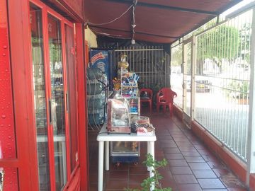 casa en venta en popular. Cod V10349