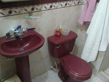 casa en venta en popular. Cod V10349