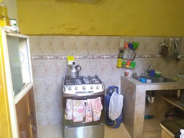 casa en venta en popular. Cod V10349