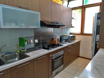 Rumah Cantik di Setra Duta Dekat Setrasari & Maranatha