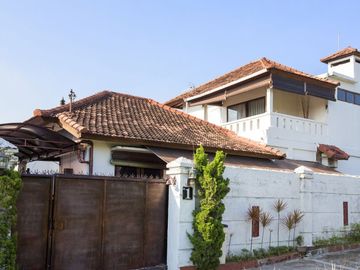 VILLA KLASIK SIAP HUNI BISA NEGO DI DENPASAR BARAT