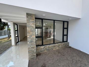 casa en venta en altos de riomar. Cod V91109
