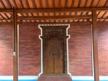 PALING DICARI! RUMAH JOGLO MODERN KLASIK DI SLEMAN KAWASAN KOTA DEKAT HYATT