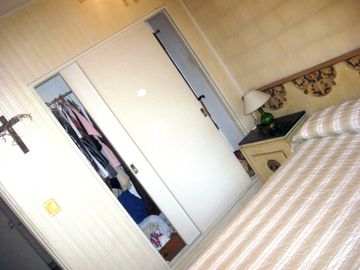 VENTA : : 3 AMB C/DEPENDENCIA : : COCHERA : : CHARCAS 4300 : : U$S 239.000.-