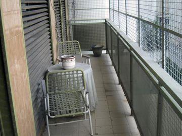 VENTA : : 3 AMB C/DEPENDENCIA : : COCHERA : : CHARCAS 4300 : : U$S 239.000.-