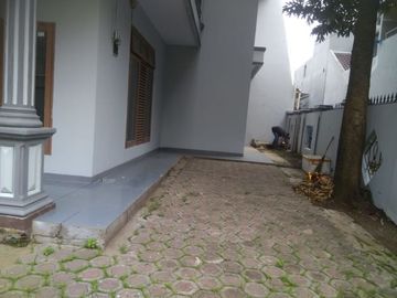 Jual Rumah Mewah Dekat Mall Margocity Depok