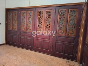 JUAL RUMAH ARTISTIK 2.5 LANTAI RUNGKUT MAPAN BARAT