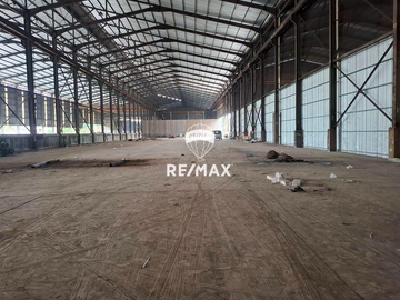 Gudang Delta Silicon di Cikarang