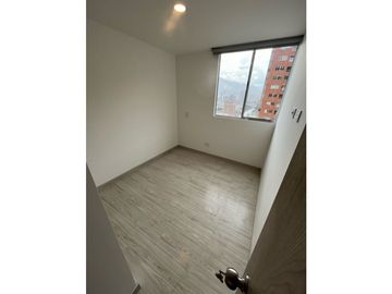 APARTAMENTO MODERNO  CERCA A CC SAN DIEGO, MEDELLIN