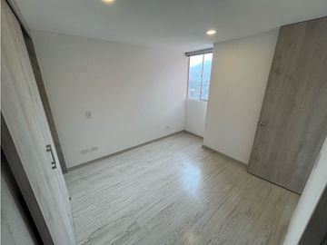 APARTAMENTO MODERNO  CERCA A CC SAN DIEGO, MEDELLIN