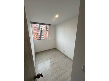 APARTAMENTO MODERNO  CERCA A CC SAN DIEGO, MEDELLIN