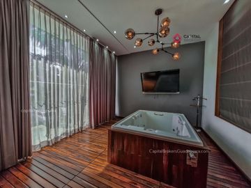Casa de Lujo en Venta en Rinconada Del Bosque Zapopan