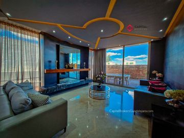 Casa de Lujo en Venta en Rinconada Del Bosque Zapopan