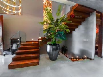 Casa de Lujo en Venta en Rinconada Del Bosque Zapopan