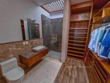 Casa de Lujo en Venta en Rinconada Del Bosque Zapopan