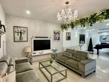 casa en venta en villa santos. Cod V371