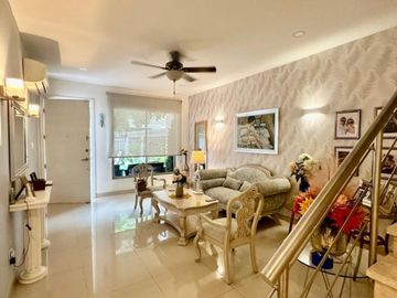 casa en venta en villa santos. Cod V371