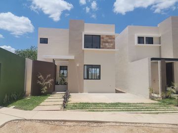 Casa en preventa con amenidades en Conkal, entrega septiembre
