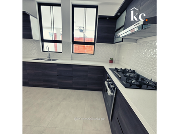 VENDO CASA ESTRENO FRENTE A PARQUE  EN URB.SAN ISIDRO
