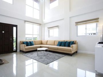 Modernly Furnished House for Sale in Tagaytay Heights