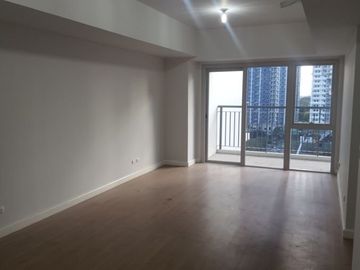 Two Bedroom Unit for Sale in Two Maridien BGC
