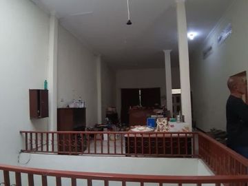 Rumah Dukuh Kupang Barat Bebas banjir, bisa untuk rumah kost