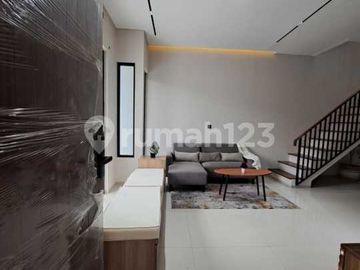Dijual Brand New House 2 Lantai Fasad Modern Contemporer Nusa Loka BSD City