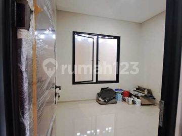 Dijual Brand New House 2 Lantai Fasad Modern Contemporer Nusa Loka BSD City
