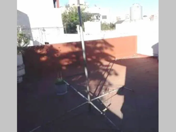 OPORTUNIDAD, A REFACCIONAR - PH en Venta en Parque Chacabuco 5 ambientes 4 dormitorios 2 baños 92 m2 contrafrente 2 plantas - Doblas 1000