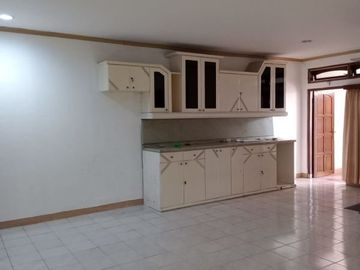 Dijual rumah siap huni sukomanunggal *TN
