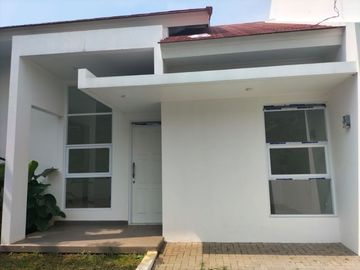 Hunian asri mewah rasa villa sejuk Di Kodya Arcamanik Cisaranten