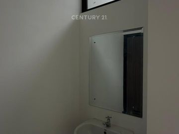 Disewakan Ruko 2 Lantai Siap Pakai Di  Garden Loft  Grand Wisata