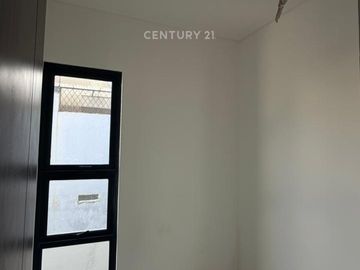 Disewakan Ruko 2 Lantai Siap Pakai Di  Garden Loft  Grand Wisata