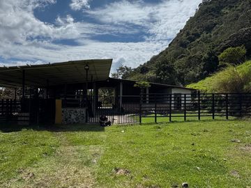 finca en venta en copacabana. Cod V12368