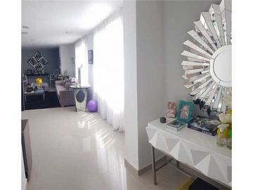 Venta, Apartamento Dúplex, Barrio Granadillo